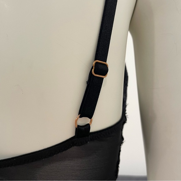VICTORIA'S SECRET Dream Angels Underwire Push-Up Lace Bra Size 34C Sheer Sides - Picture 6 of 15